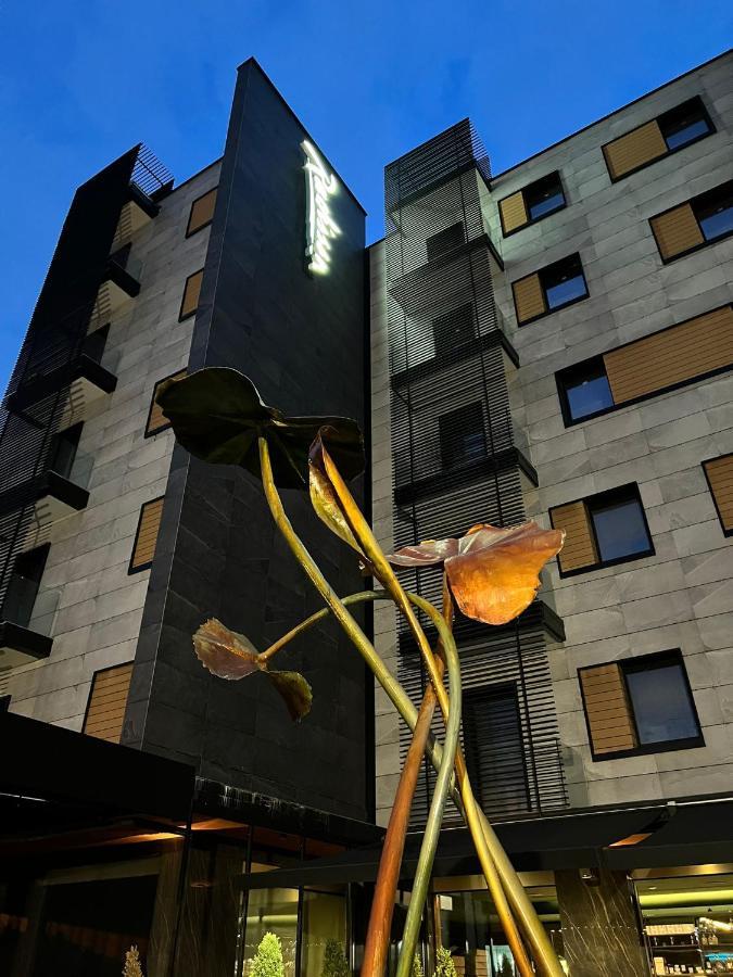 Radisson Naples Hotel 4*